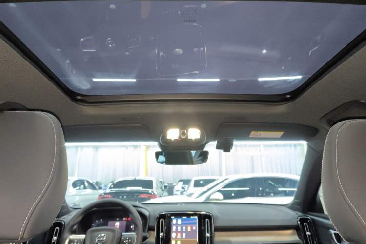 Used Volvo XC40 2023 B3 Zhiyuan Luxury Edition
