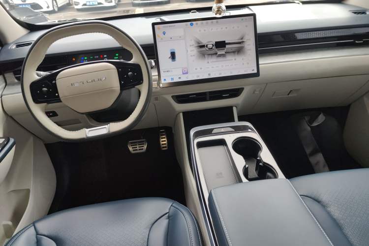 Used JETOUR Dashing i-DM 2022 1.5T DHT Lightning 01