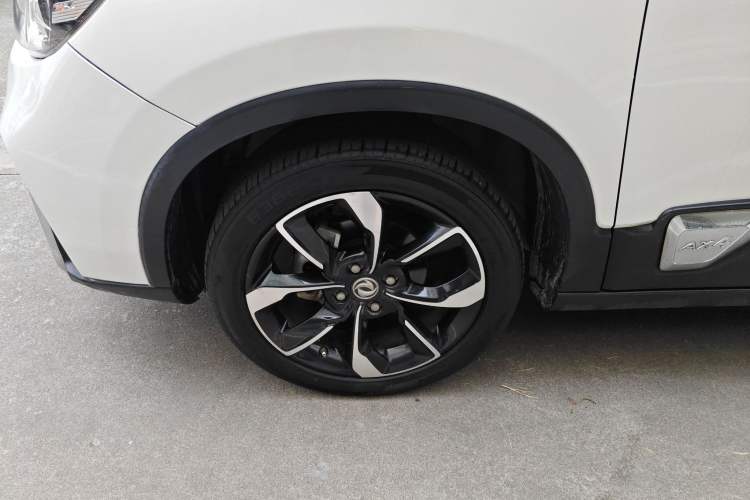 Used Dongfeng Aeolus AX4 2017 1.6L DCT Trendy Style