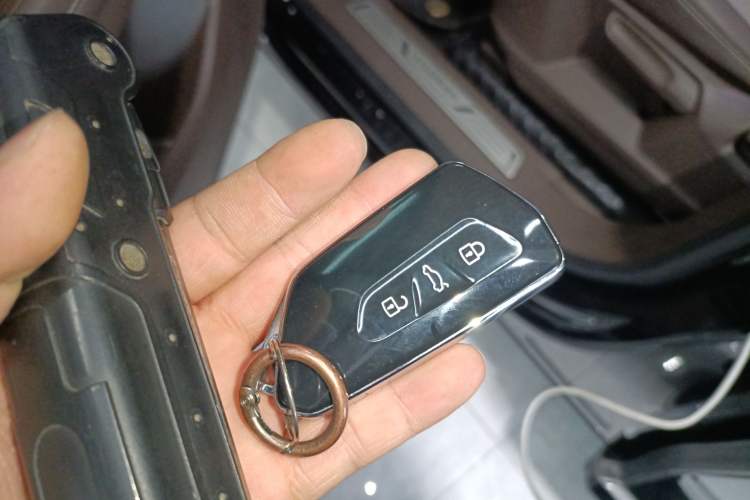 Used Volkswagen Viloran 2023 Revised 330TSI Business Edition Interior 1