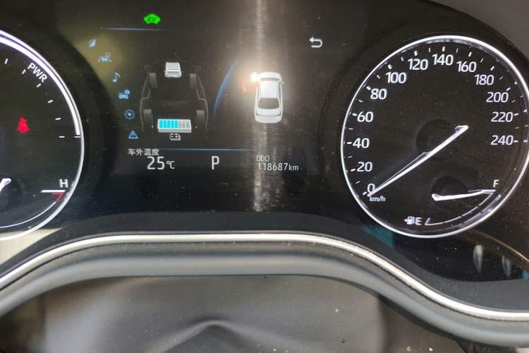 Used Toyota Avalon 2019 Dual-Engine 2.5L Luxury Edition China VI Standard
