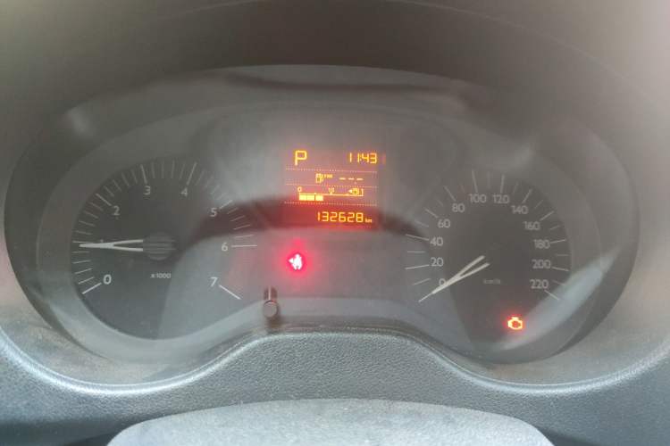 Used Citroen Elysee 2015 Qishang Edition 1.6L Automatic Fashion Model