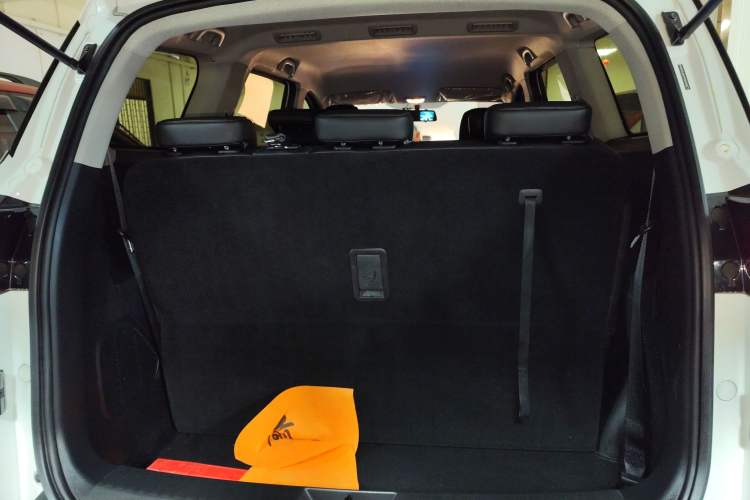 Used Wuling Hongguang S3 2019 1.5L Manual Comfort Model China VI Standard
