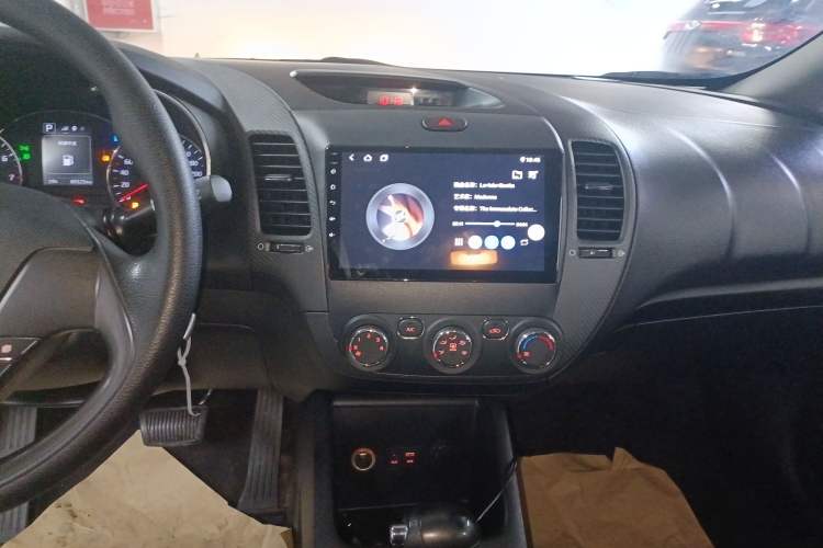 Used Kia K3 2016 1.6L Automatic GL Audio And AC Panel