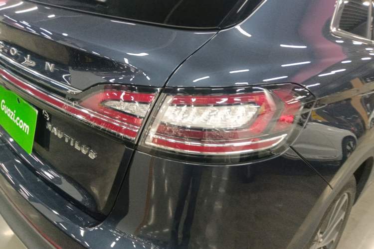 Used Lincoln Nautilus 2021 2.0T Four-Wheel Drive Luxury Edition Exterior 3