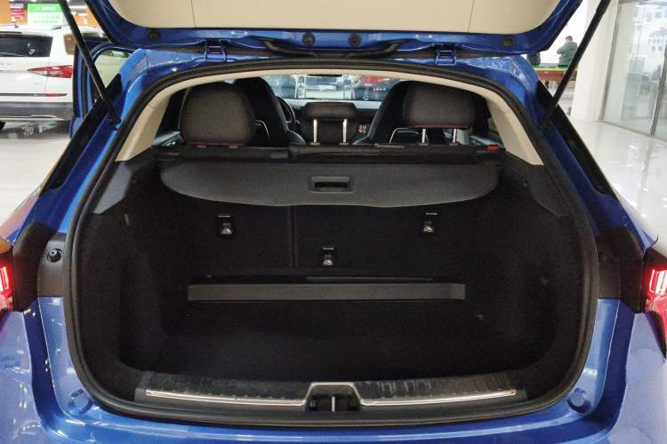 Used Lynk & Co 02 2018 1.5T DCT Two-Wheel Drive Pro Version China V Emission Standard
