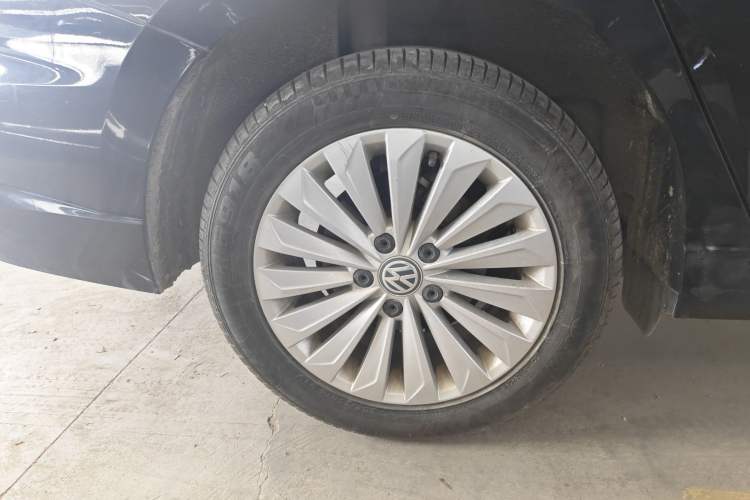 Used Volkswagen Lavida 2019 1.5L Automatic Comfort Edition China VI Standard