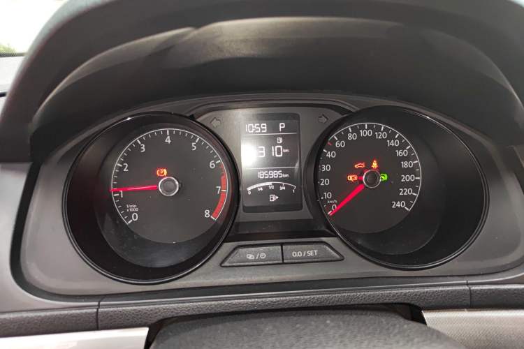 Used Volkswagen Lavida 2015 1.6L Automatic Fashion Edition
