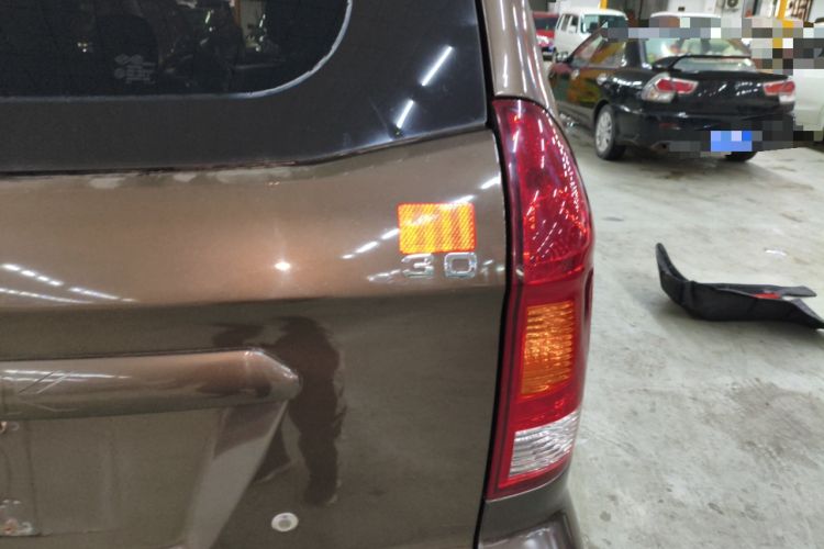 Used Dongfeng Fengon 330 2014 1.5L Manual Utility Version DK15
