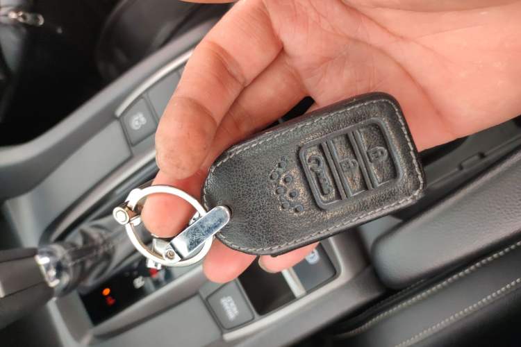 Used Honda Civic 2021 HATCHBACK 220TURBO CVT New Trendsetter Vehicle Key