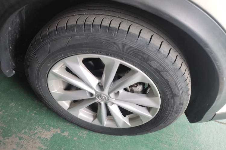 Used Nissan Qashqai 2017 2.0L CVT Elite Edition China V Standard Right Front Wheel Hub