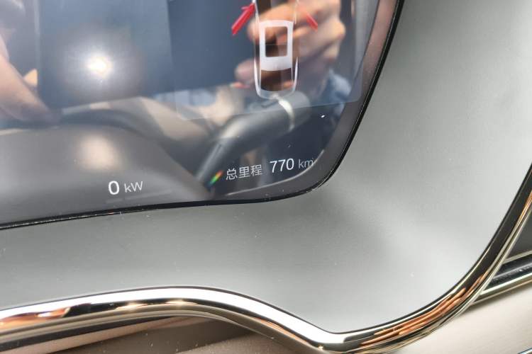 Used BYD Han 2025 EV Intelligent Driving Edition 605KM Prestige Model Odometer Close Up