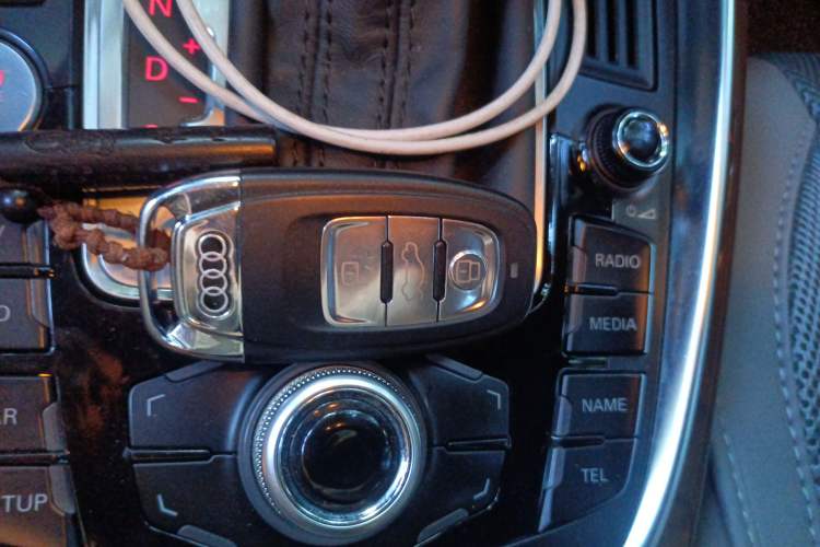 Used Audi Q5 2011 2.0TFSI Comfort Version
