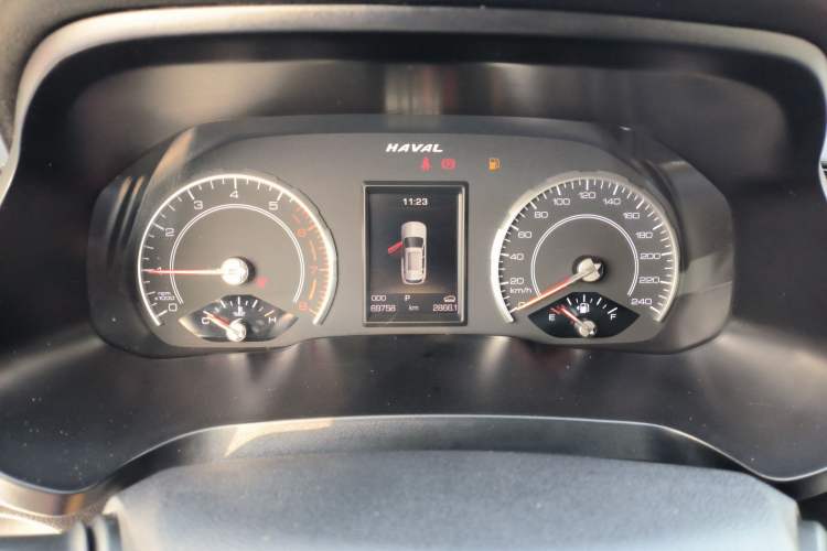 Used Haval H2s 2017 Red-Label 1.5T Dual-Clutch Elite Model
