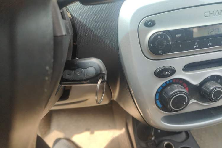 Used CHANGAN Benni mini 2012 1.0L Manual Fashion Edition China IV Standard