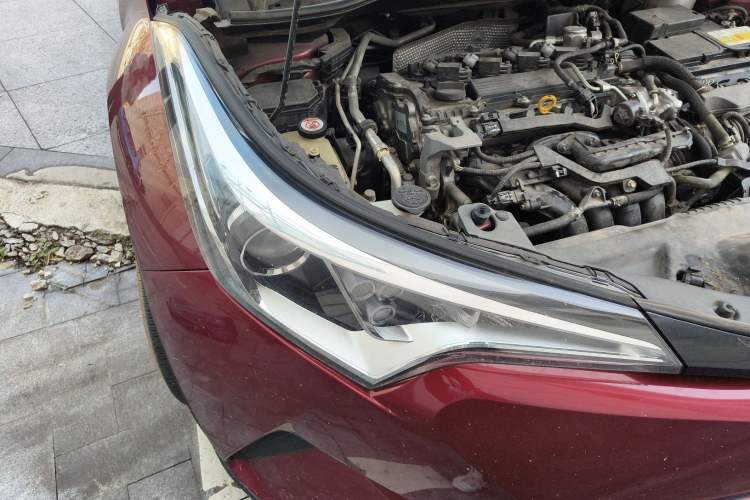 Used Toyota IZOA 2018 2.0L Yichi Edition China V Standard