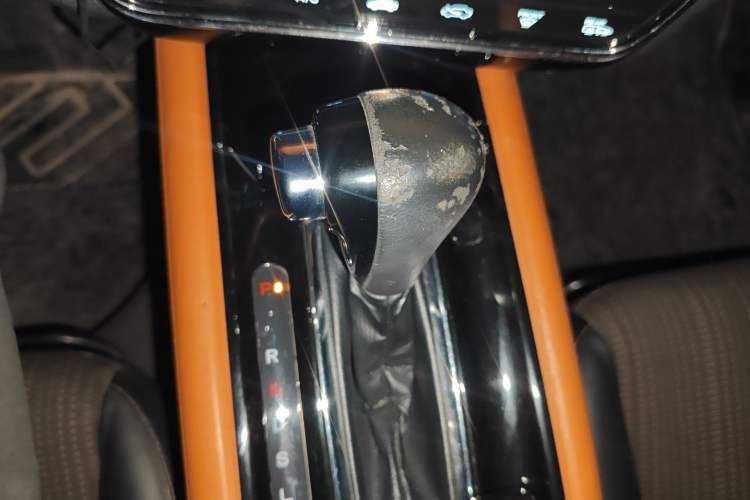 Used Honda Vezel 2015 1.8L CVT 2WD Luxury Model