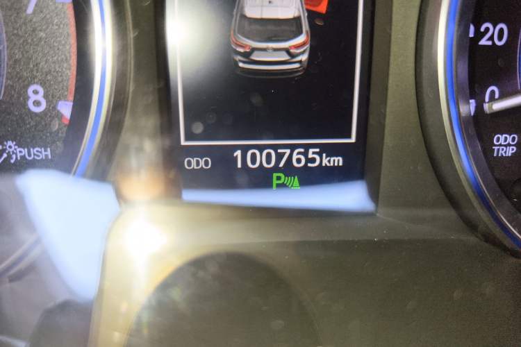 Used Toyota Highlander 2018 2.0T Four-Wheel Drive Luxury Edition 7 Seats China V Emission Standard
