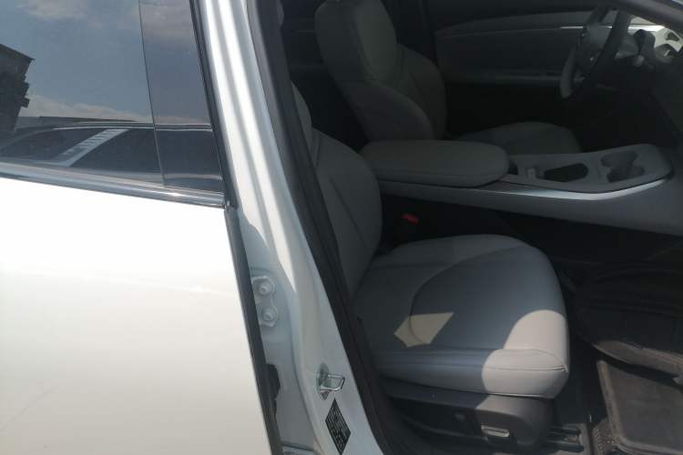 Used XPeng MONA M03 2024 515 Long-Range Right Front Seat