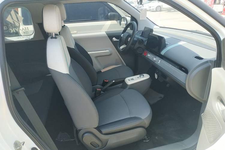 Used CHANGAN NEVO Lumin 2023 205km Xiangqin Version Right Front Seat