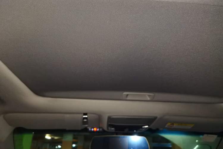 Used Honda Spirior 2017 2.0L Comfort Edition Headliner