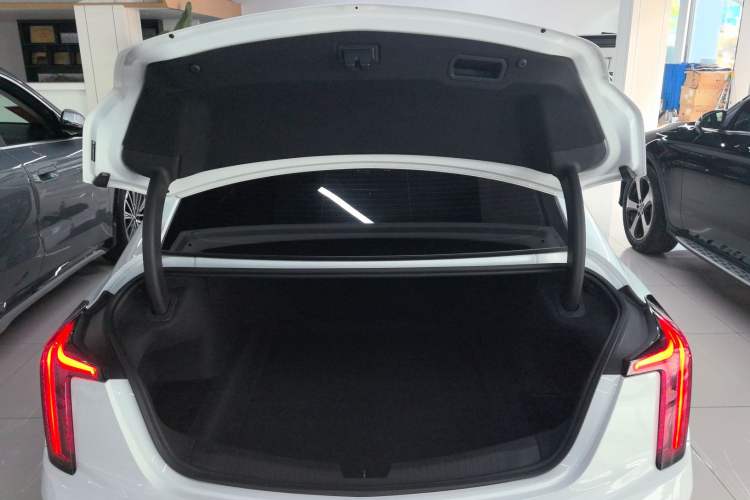 Used Cadillac CT5 2022 28T Luxury Edition