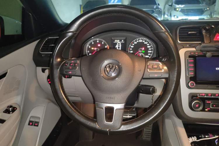 Used Volkswagen Eos 2011 2.0 TSI
