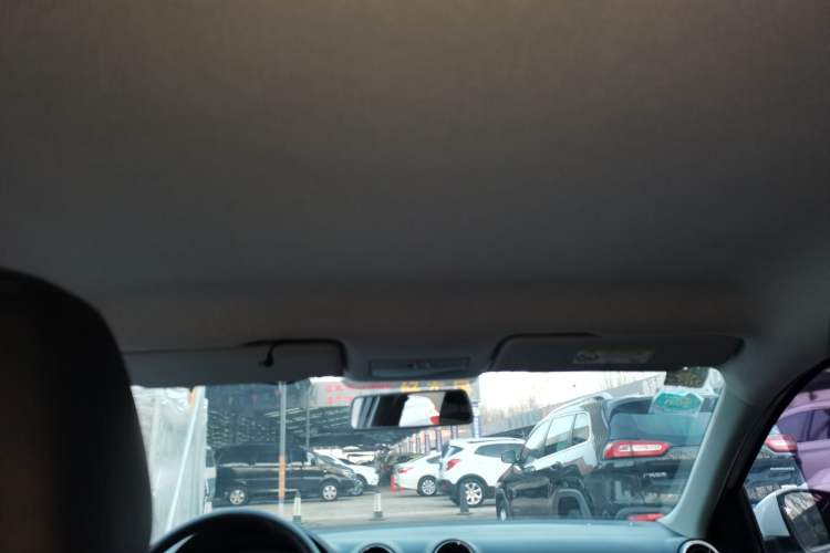 Used Volkswagen Jetta 2017 1.5L Manual Fashion Edition