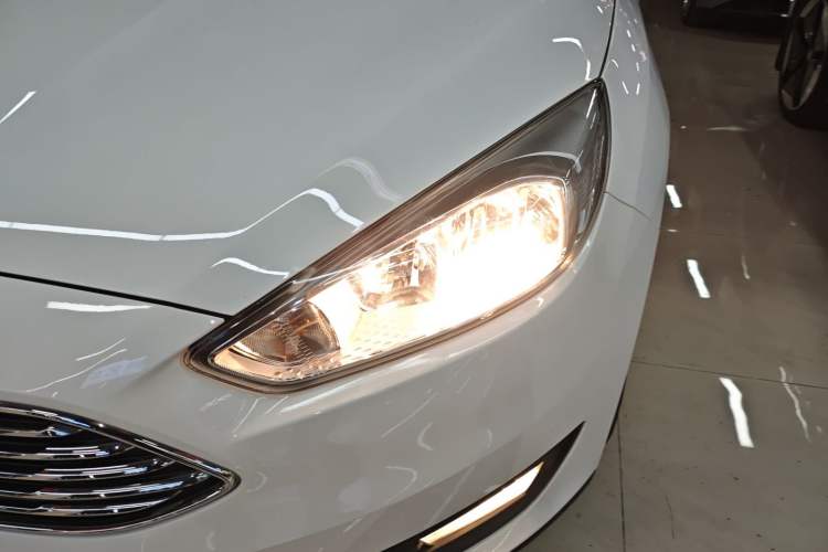 Used Ford Focus 2017 Sedan 1.6L Automatic Comfort Plus SmartDrive Edition
