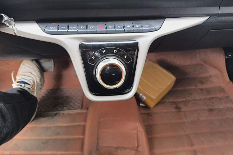 Used Baizhi New Energy Daxiong 2022 10.36kWh Le Xiong Gear Lever