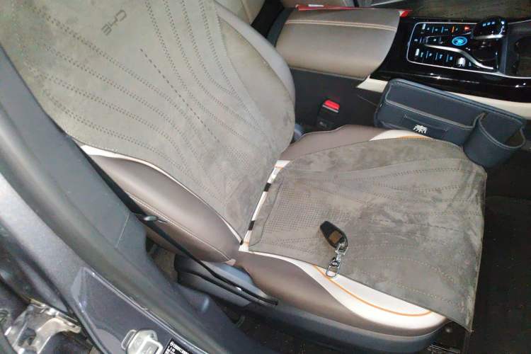 Used BYD Qin PLUS 2023 Champion Edition EV 420KM Superior Model
