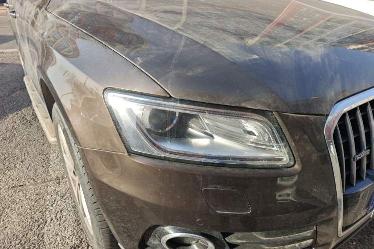 Used Audi Q5 2016 40 TFSI Comfort Model Right Front Headlight