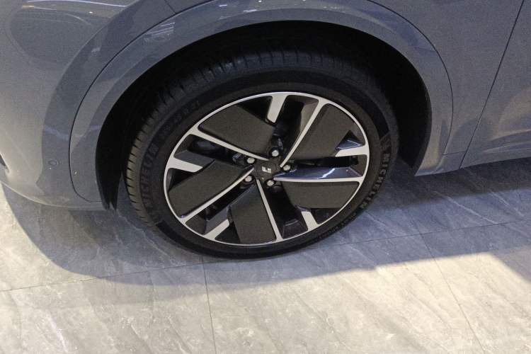 Used Li Auto L7 2025 Ultra Smart Refreshed Edition
