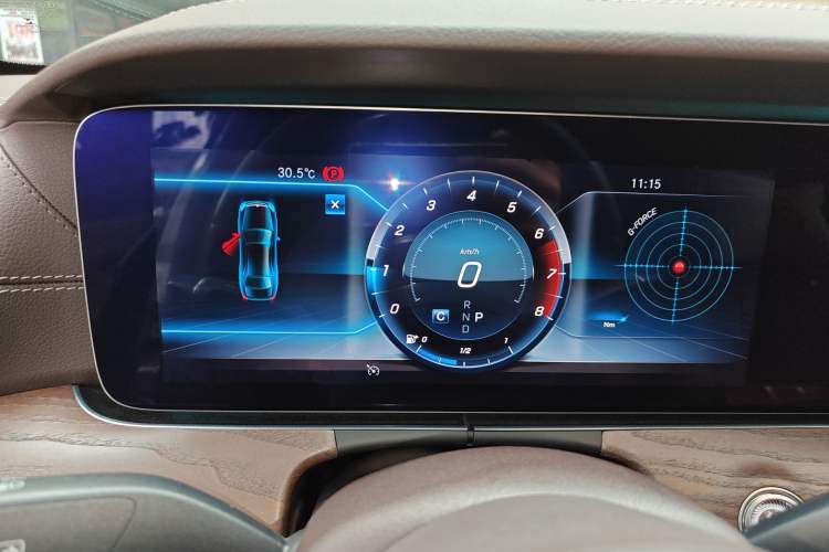 Used Mercedes-Benz E-Class 2020 E 300 L Luxury Model Instrument Cluster