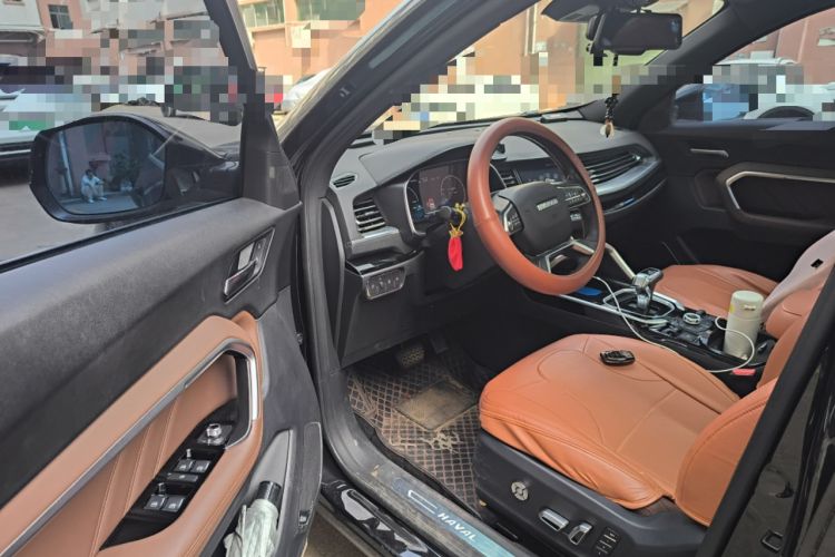 Used Haval H6 2017 Red Label 2.0T Automatic Two-Wheel Drive ZhiShang Model