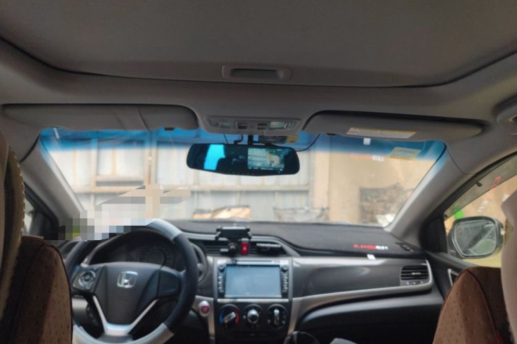 Used Honda Crider 2013 1.8L automatic luxury edition Headliner