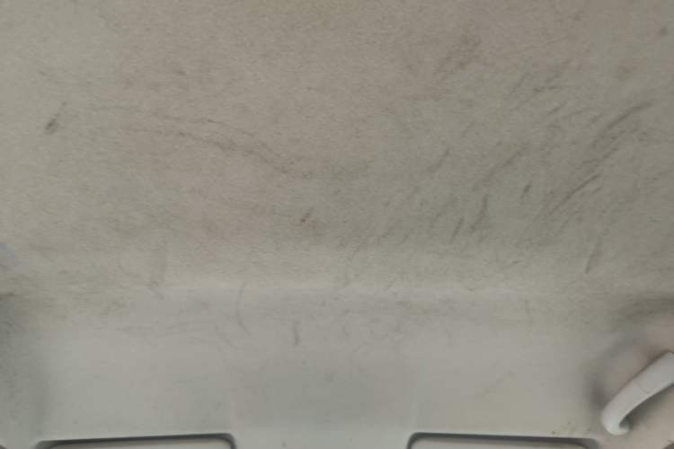 Used Venucia R30 2014 1.2L Manual Enjoyment Edition