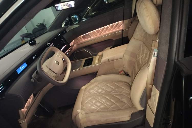 Used Nio ET9 2025 100 kWh Left Front Seat