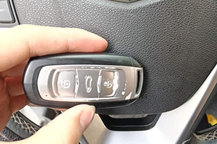 Used Geely Auto Emgrand X7 Sport 2016 1.8TD Automatic ZhiZun Version