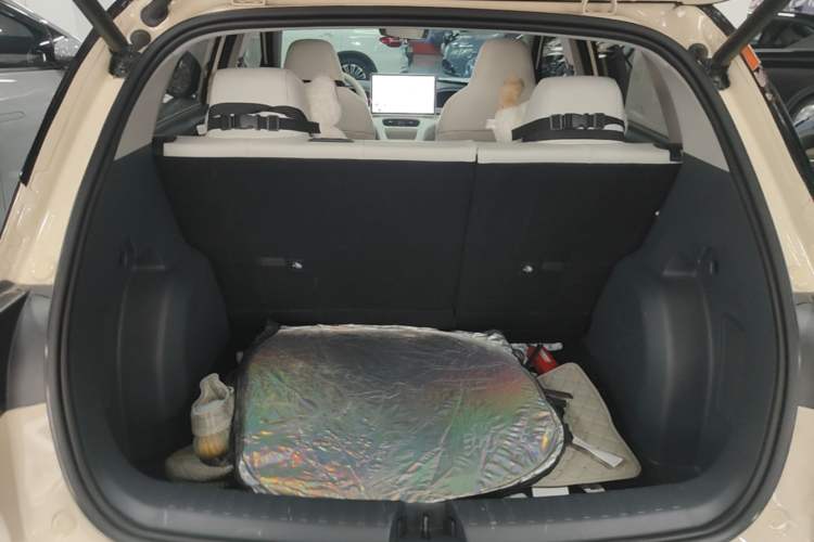 Used Geely Galaxy Geome 2025 UP 410km Exploration Edition
