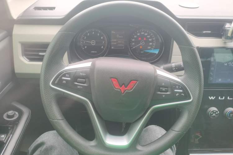 Used Wuling Zhengcheng 2021 1.5T Manual Luxury Version