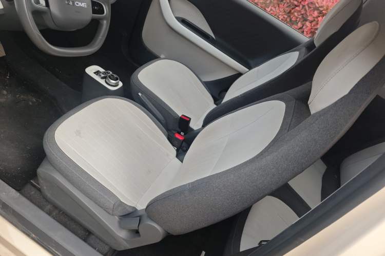 Used Geely Galaxy Panda 2025 210 km – Yuanqi Bear Left Front Seat