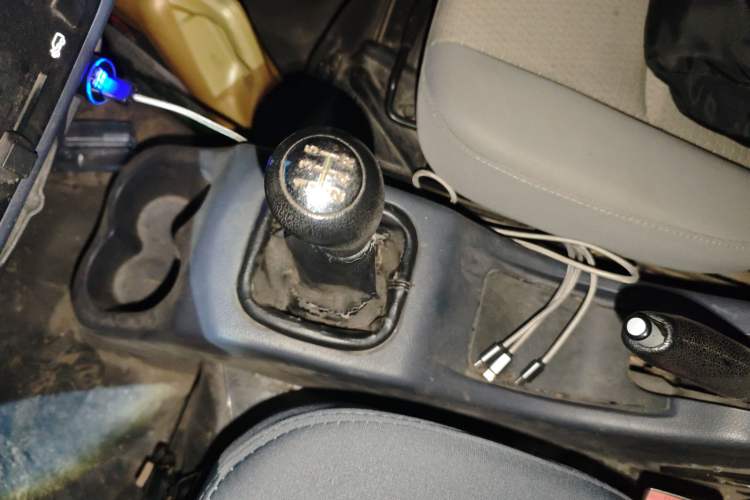 Used Jinbei Hiace X30 2016 1.3L Van Comfort Edition DLCG12 Gear Lever