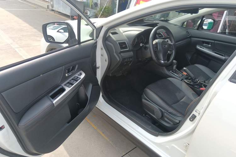 Used Subaru XV 2015 2.0i Special Edition Sport Model Driver Seat