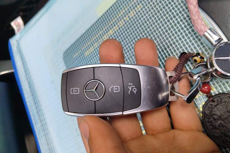 Used Mercedes-Benz C-Class 2021 C 200 L Fashion Edition Sport Version Vehicle Key