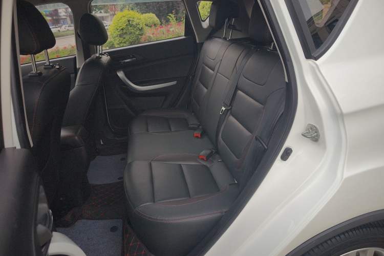 Used CHANGAN CS35 2016 1.6L Manual Luxury Model China V Standard Left Rear Seat