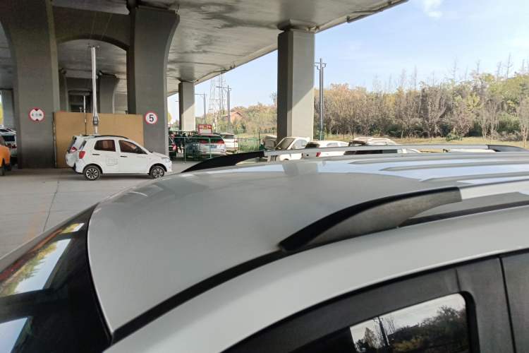 Used SWM X3 2022 1.5L Manual Comfort Edition
