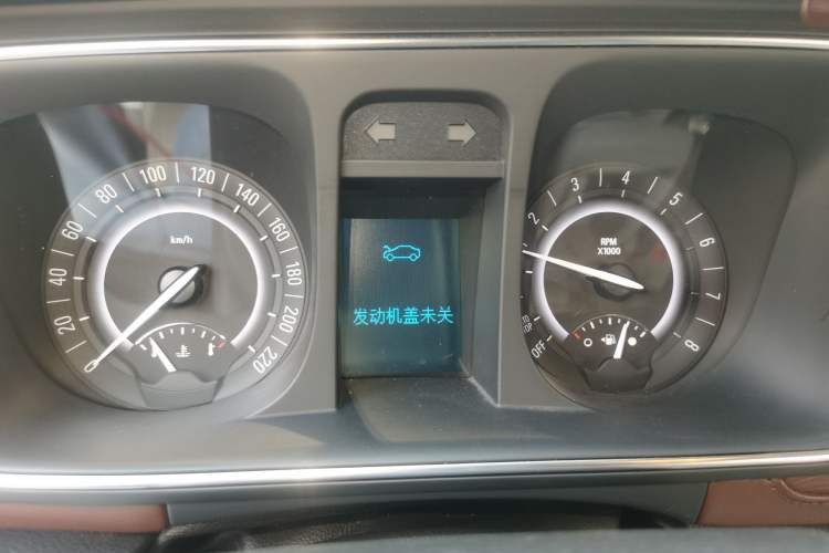 Used Buick GL8 2018 28T Luxury Model China VI Standard