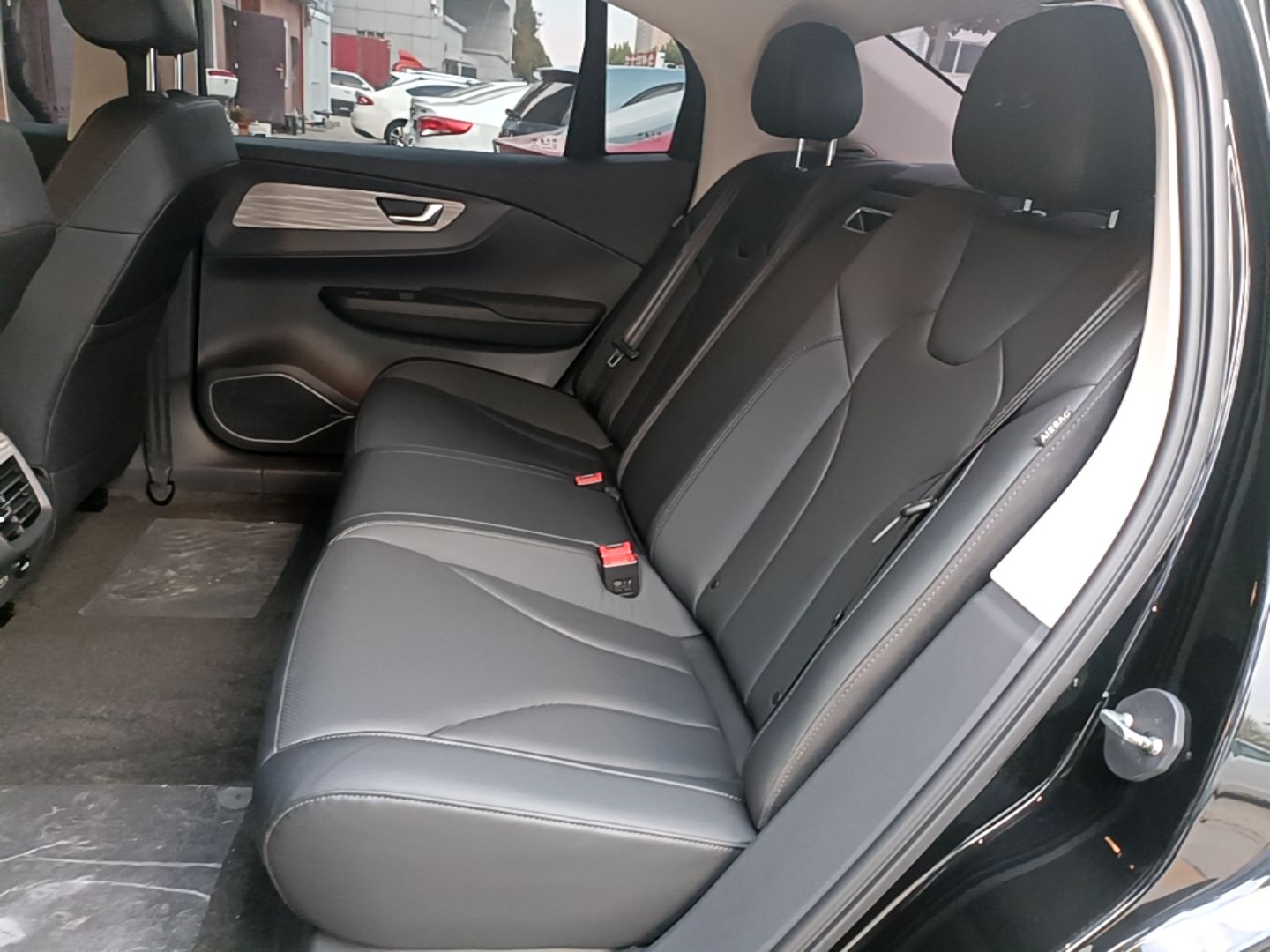Hongqi E-QM5 2023 620km PLUS — снимка 20