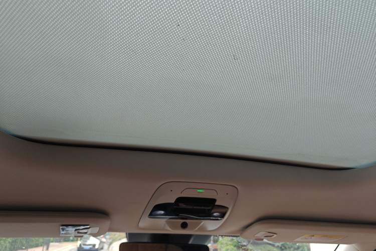 Used Nio ES8 2018 Founder Edition Headliner